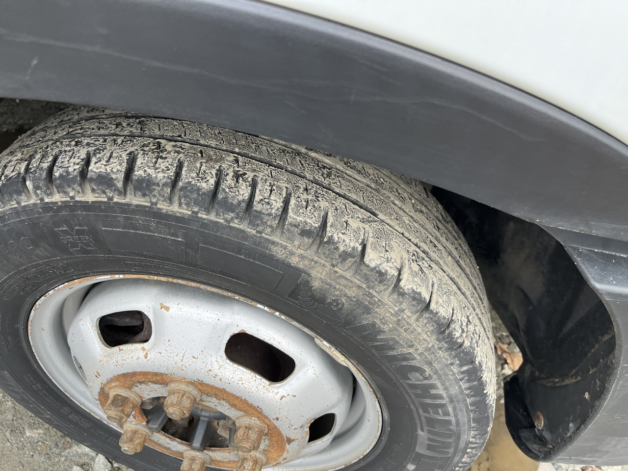 Iveco Daily 35-170 - Бус самосвал: снимка 3 Iveco Daily 35-170 - Бус самосвал: снимка 3