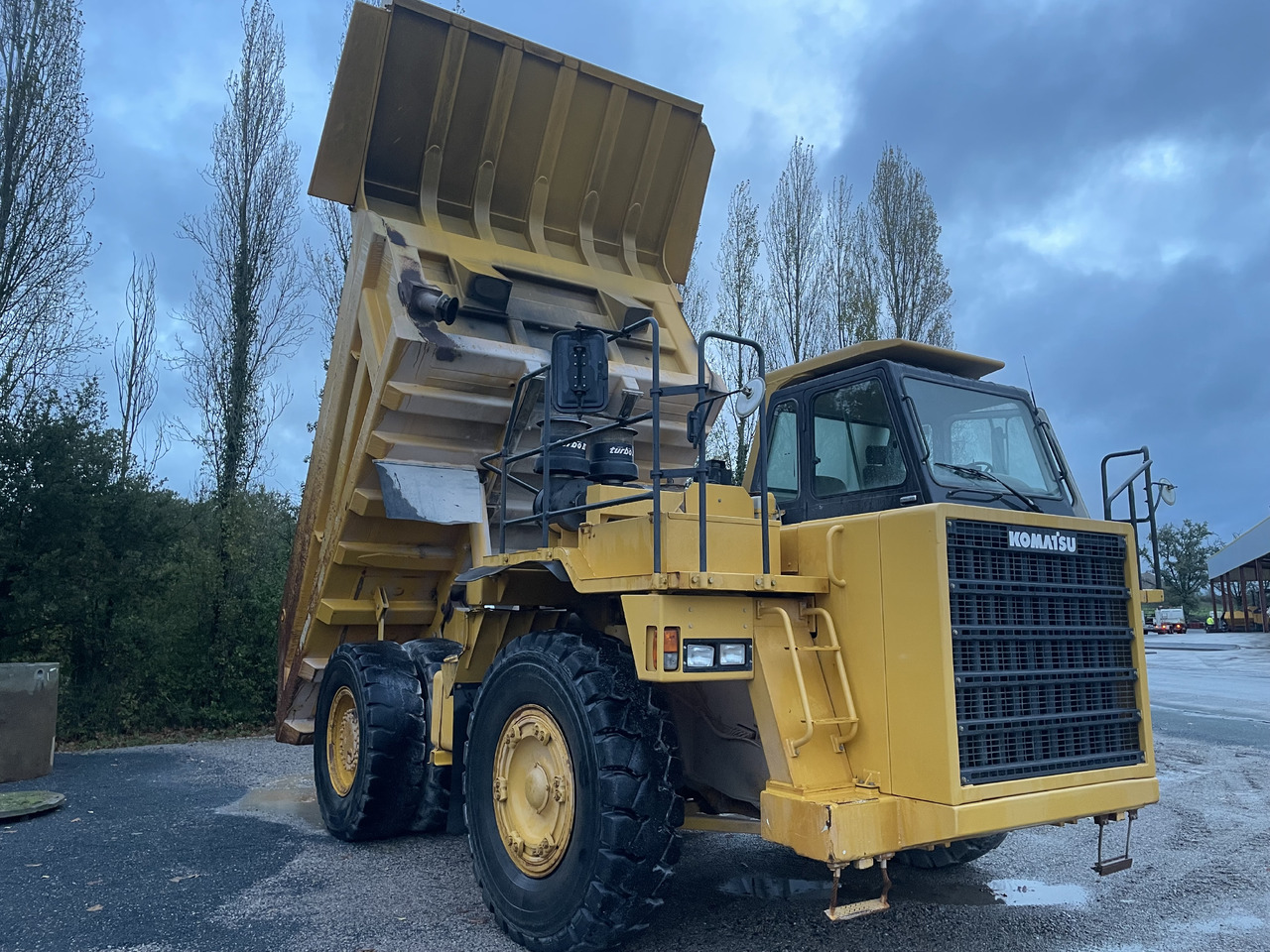 KOMATSU Hd405-6 - Кариерен самосвал: снимка 4 KOMATSU Hd405-6 - Кариерен самосвал: снимка 4