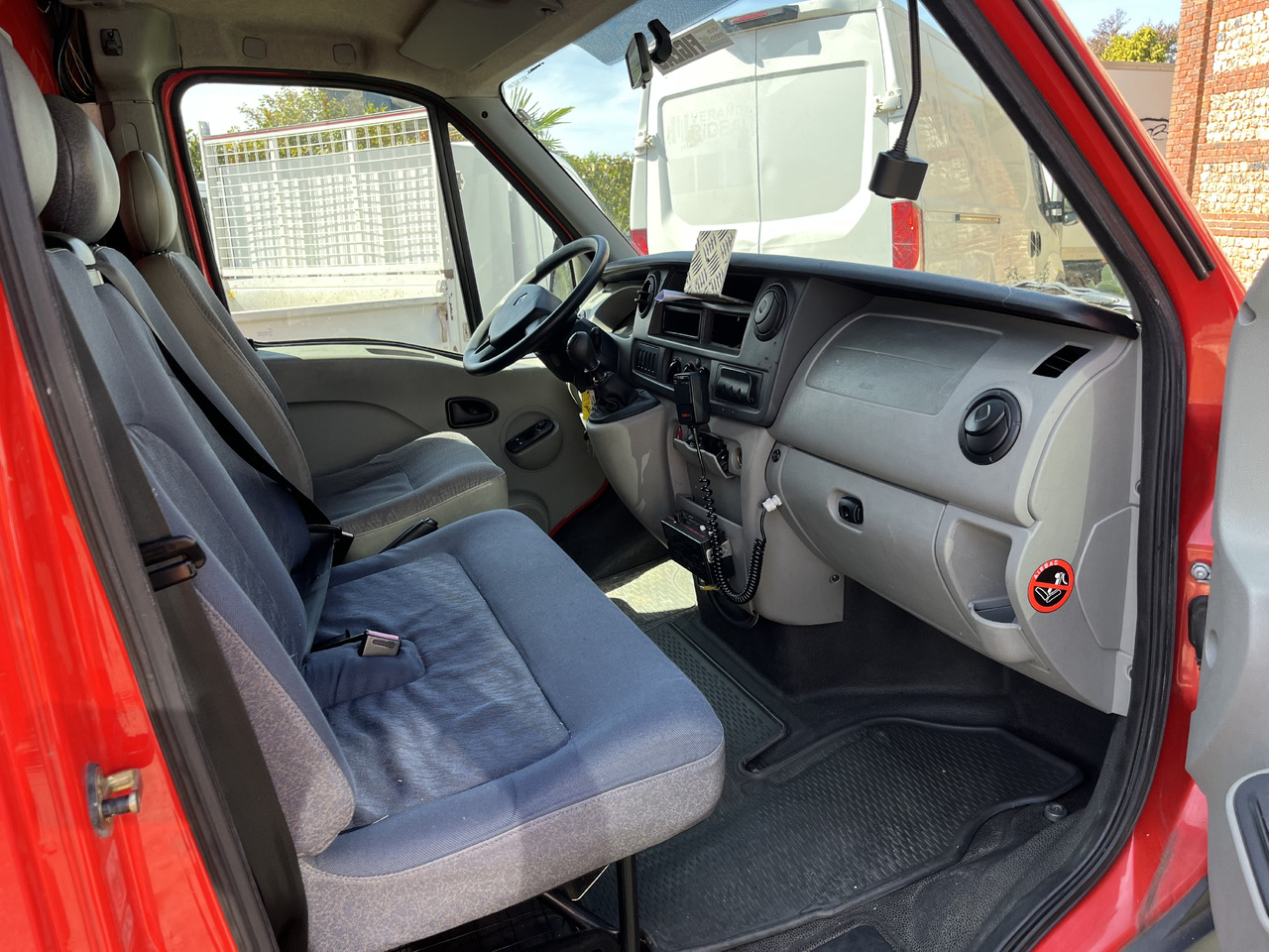 RENAULT Master 2L5 dci120cv - Линейка: снимка 3 RENAULT Master 2L5 dci120cv - Линейка: снимка 3