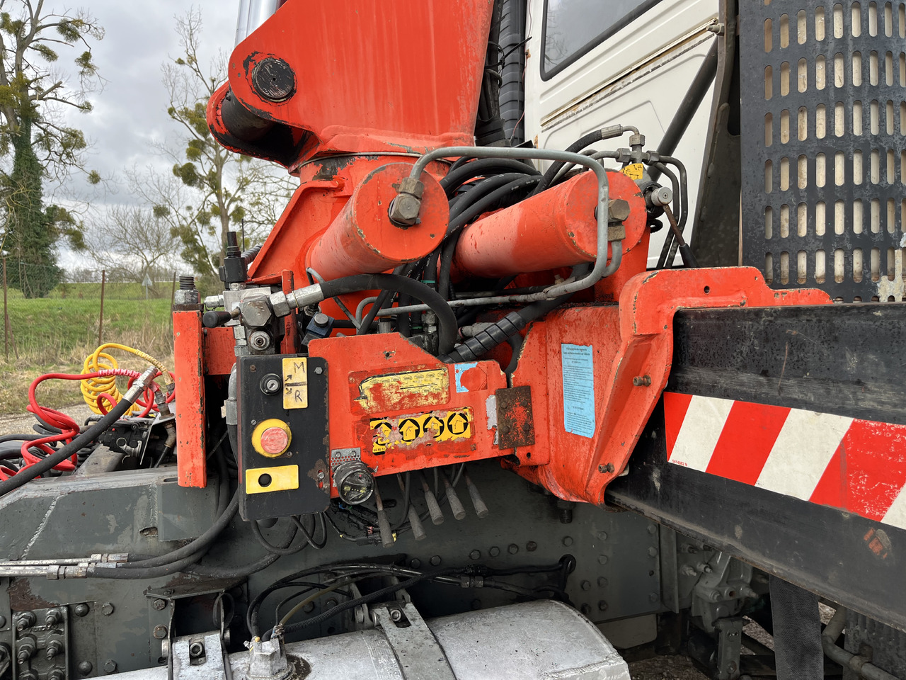 Volvo Fh16 520 6x4 grue Palfinger pk32080 - Влекач: снимка 4 Volvo Fh16 520 6x4 grue Palfinger pk32080 - Влекач: снимка 4