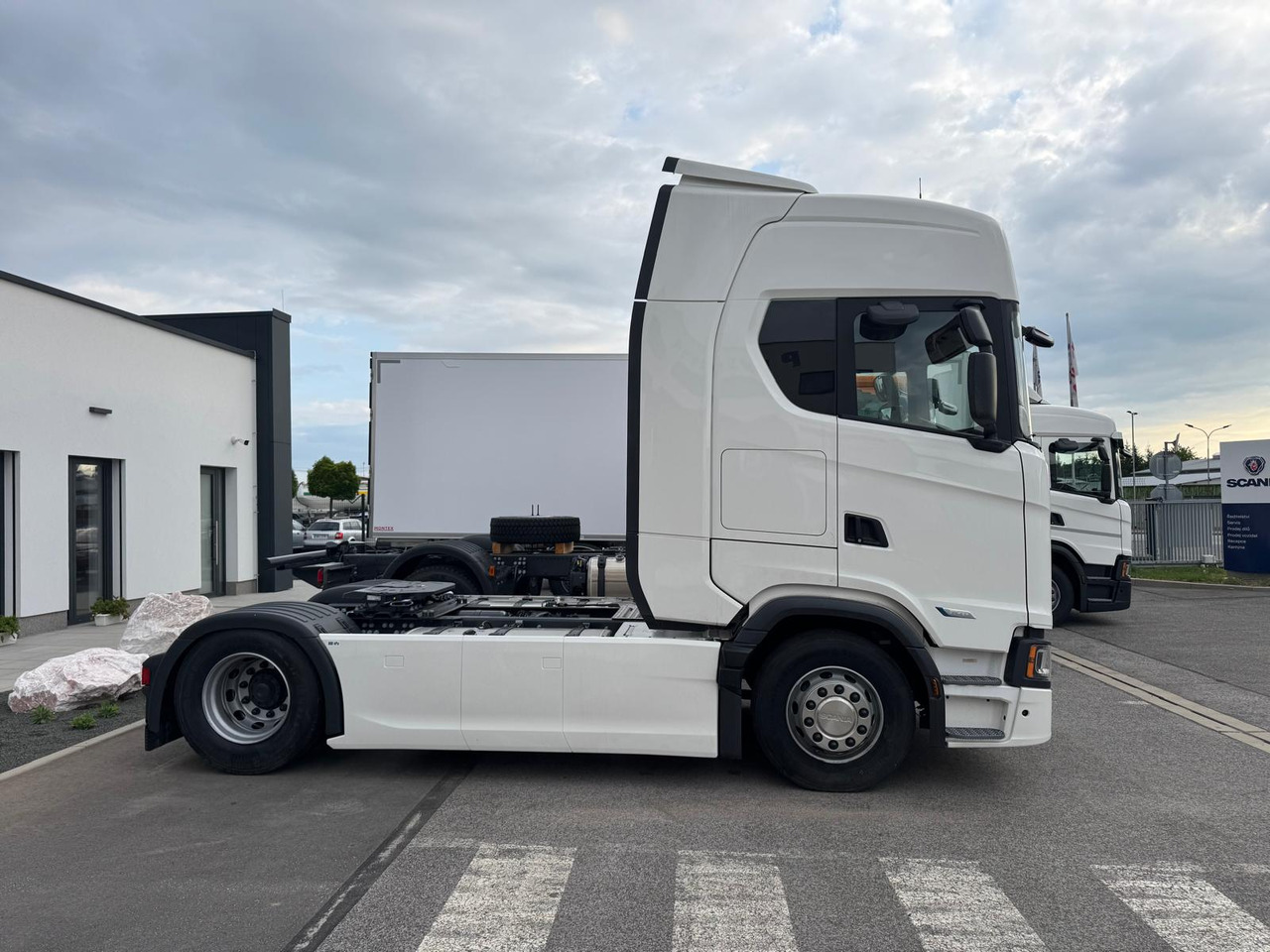 SCANIA S500A4x2LA N323 - Влекач: снимка 2 SCANIA S500A4x2LA N323 - Влекач: снимка 2