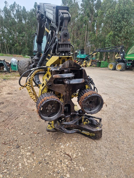 John Deere H 752 - Поваляща глава: снимка 1 John Deere H 752 - Поваляща глава: снимка 1