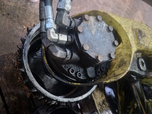 John Deere H 752 - Поваляща глава: снимка 4 John Deere H 752 - Поваляща глава: снимка 4