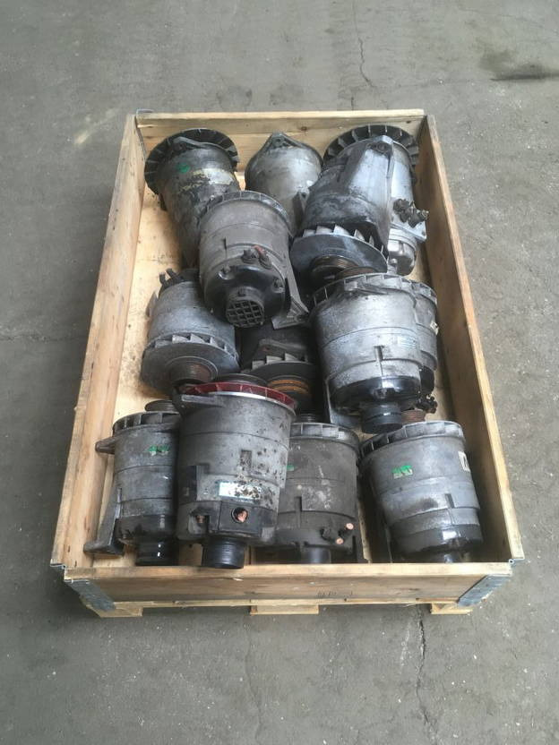 Bosch Lichtmaschine 140A Bosch 0120689587 / 0120689574 / 0120689571 0120689536 M - Алтернатор за Автобус: снимка 4 Bosch Lichtmaschine 140A Bosch 0120689587 / 0120689574 / 0120689571 0120689536 M - Алтернатор за Автобус: снимка 4