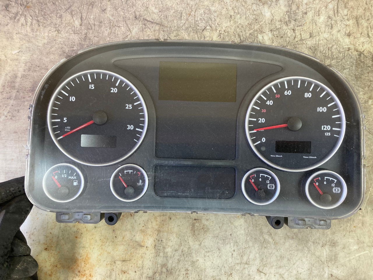 MAN MAN Lions City Kombiinstrument 81.272026209 81272026209 - Електрическа система за Автобус: снимка 1 MAN MAN Lions City Kombiinstrument 81.272026209 81272026209 - Електрическа система за Автобус: снимка 1