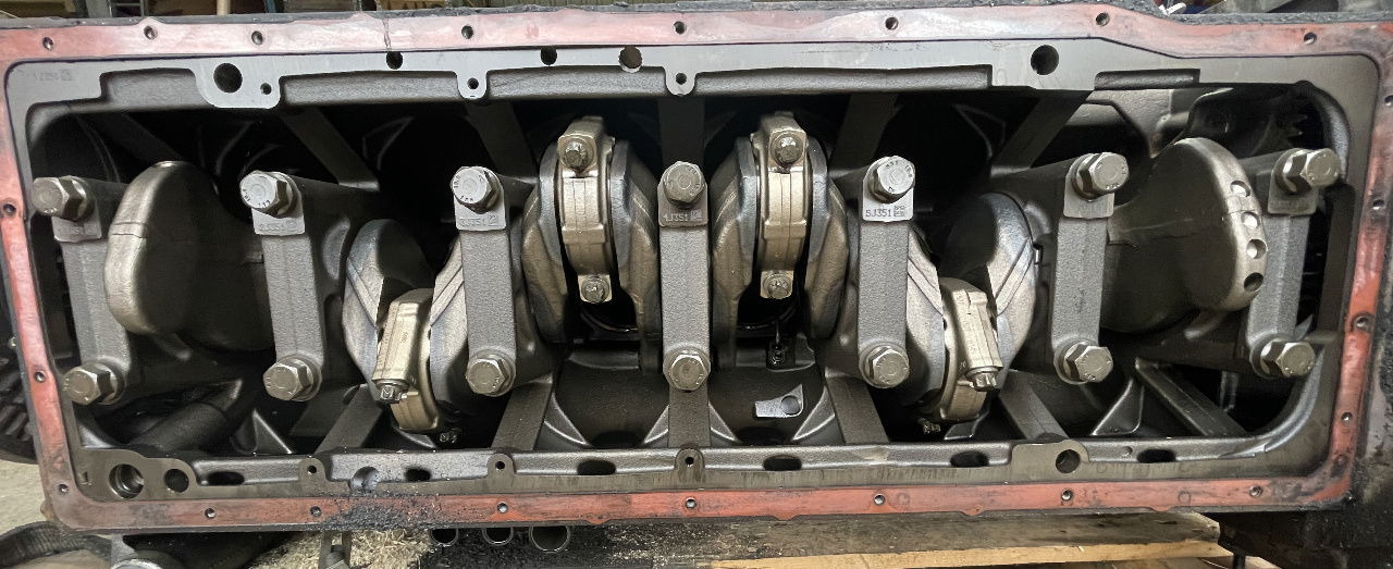 MAN Motor MAN Lions City D2066 LUH 52 Euro 6 Block D 2066 Motorblock Kurbelwelle - Двигател и части за Автобус: снимка 2 MAN Motor MAN Lions City D2066 LUH 52 Euro 6 Block D 2066 Motorblock Kurbelwelle - Двигател и части за Автобус: снимка 2