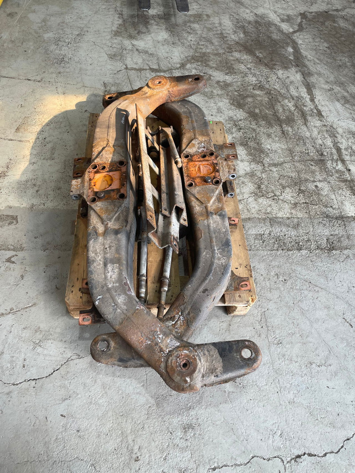 Mercedes-Benz Achsträger Hinterachse Citaro LE Setra A6283200075 A6293203675 - Задна ос за Автобус: снимка 2 Mercedes-Benz Achsträger Hinterachse Citaro LE Setra A6283200075 A6293203675 - Задна ос за Автобус: снимка 2