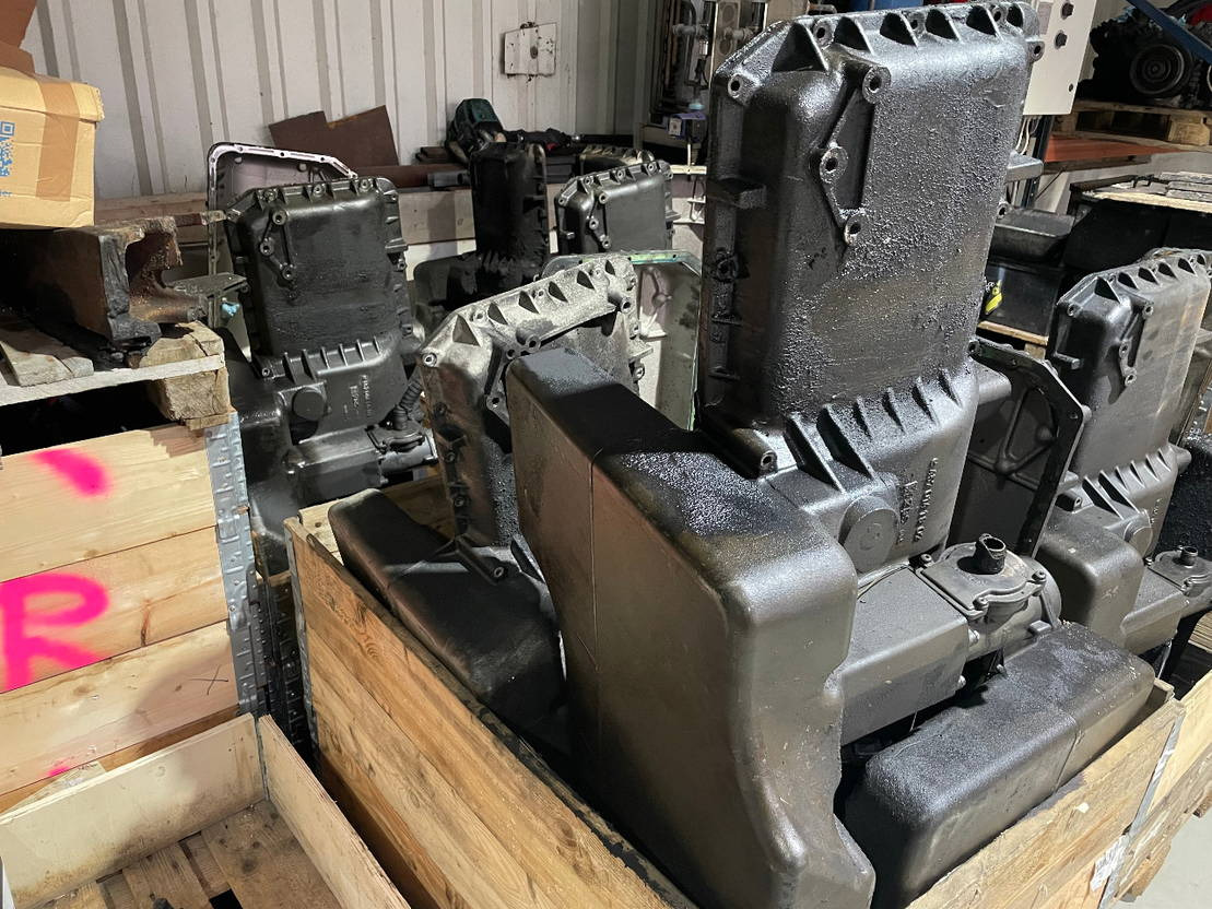 Mercedes-Benz Ölwanne Mercedes Motor OM 457 HLA A4570101113 OM457 Euro 5 EEV 15 - Маслена вана за Автобус: снимка 4 Mercedes-Benz Ölwanne Mercedes Motor OM 457 HLA A4570101113 OM457 Euro 5 EEV 15 - Маслена вана за Автобус: снимка 4