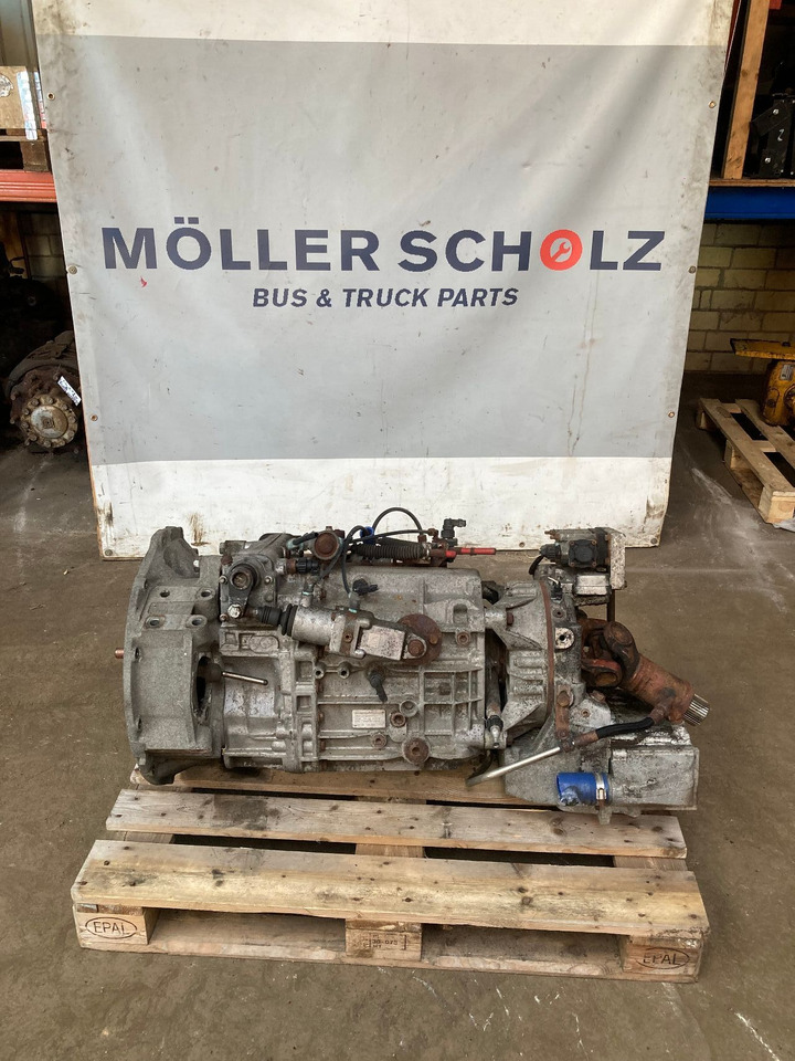Mercedes-Benz Schaltgetriebe Mercedes GO210-6 GO 210-6 714.140 Setra Retarder - Скоростна кутия и части за Автобус: снимка 1 Mercedes-Benz Schaltgetriebe Mercedes GO210-6 GO 210-6 714.140 Setra Retarder - Скоростна кутия и части за Автобус: снимка 1