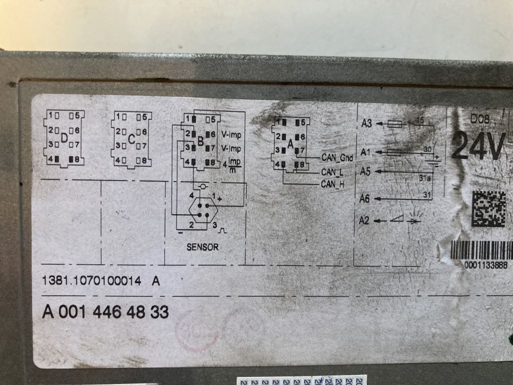 Mercedes-Benz VDO Kienzle Fahrtenschreiber 1381.1070100014 24V 1381 - Тахограф за Камион: снимка 2 Mercedes-Benz VDO Kienzle Fahrtenschreiber 1381.1070100014 24V 1381 - Тахограф за Камион: снимка 2