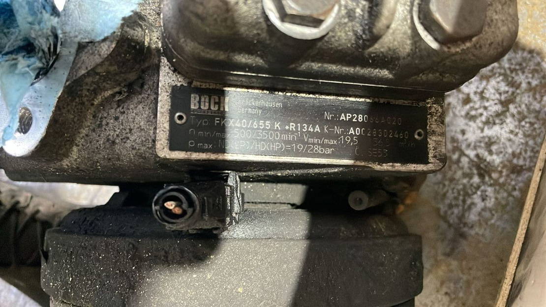 Webasto 10 x Klimakompressor Webasto GEA Spheros FK 40 FKX/655 FKX40/470 Citaro - Част от климатичната система за Автобус: снимка 3 Webasto 10 x Klimakompressor Webasto GEA Spheros FK 40 FKX/655 FKX40/470 Citaro - Част от климатичната система за Автобус: снимка 3