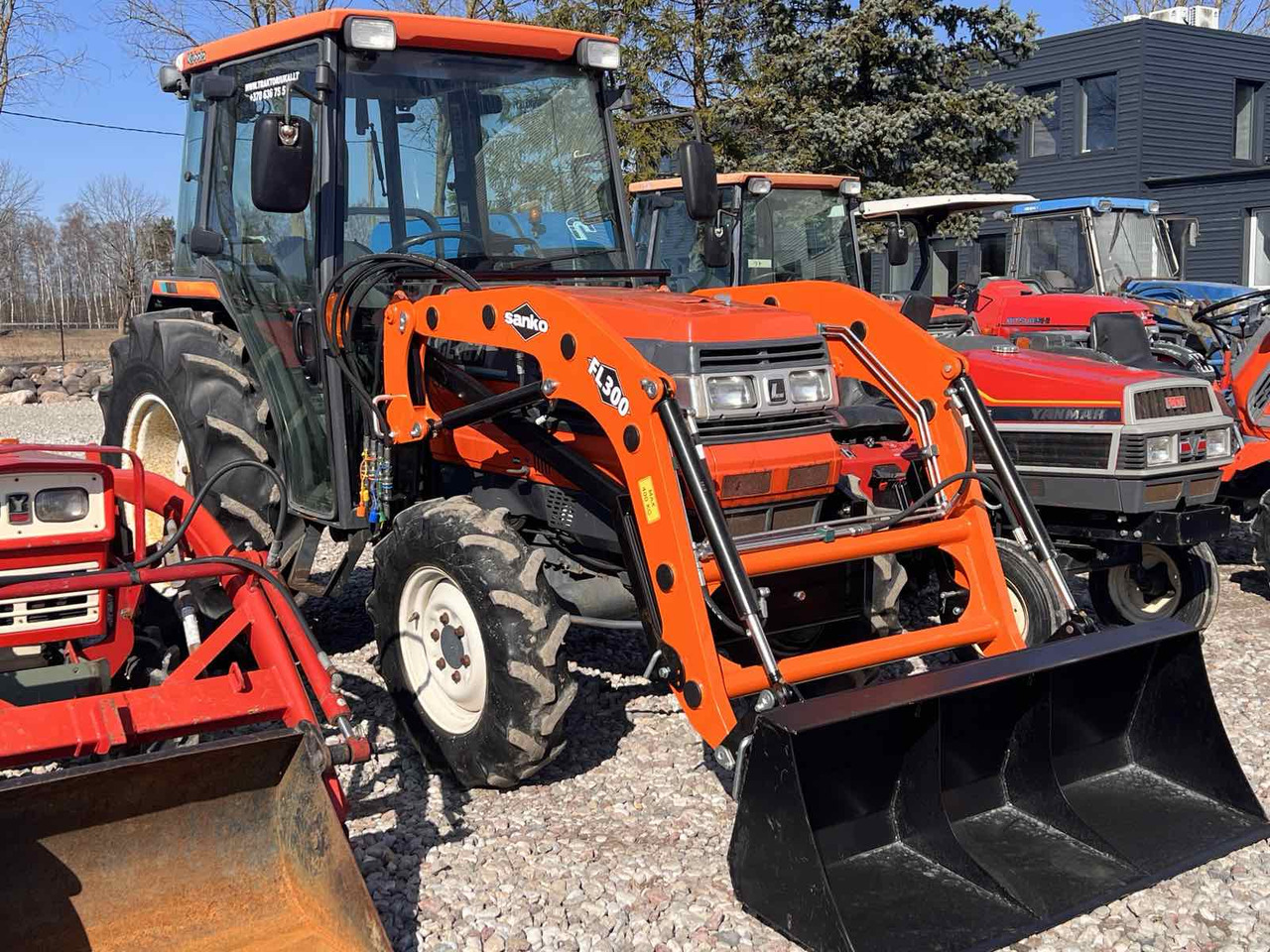 Kubota GL467 - Трактор: снимка 2 Kubota GL467 - Трактор: снимка 2