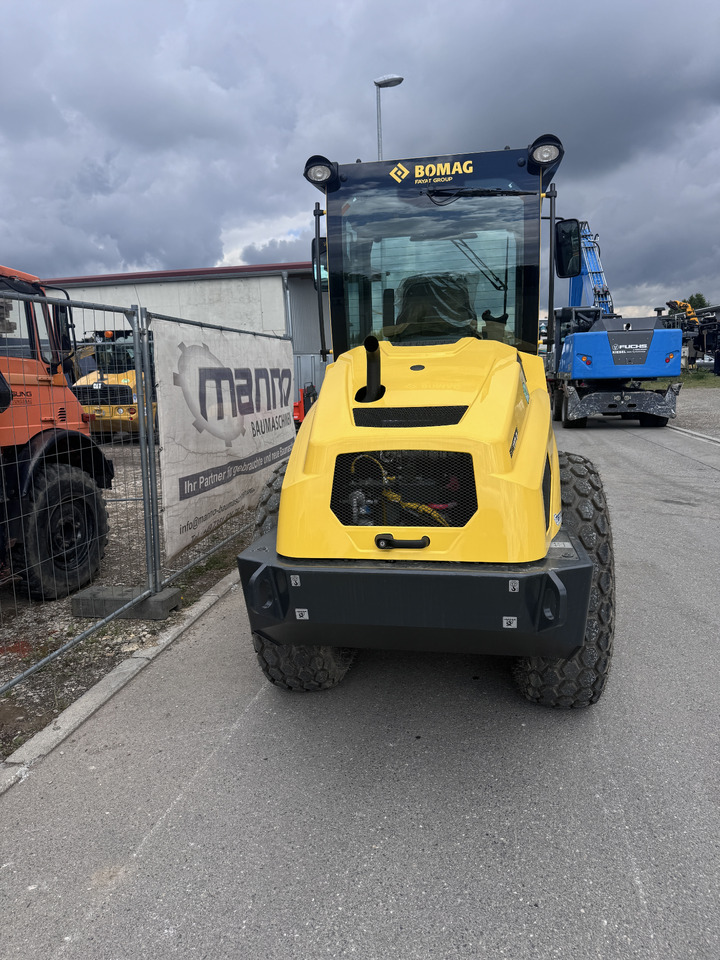 BOMAG BW 177 D-5 - Компактор: снимка 4 BOMAG BW 177 D-5 - Компактор: снимка 4