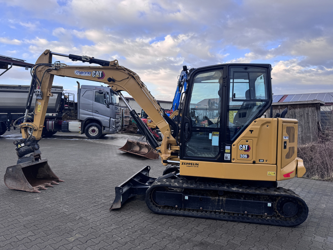 CATERPILLAR 306 CR - Мини багер: снимка 1 CATERPILLAR 306 CR - Мини багер: снимка 1