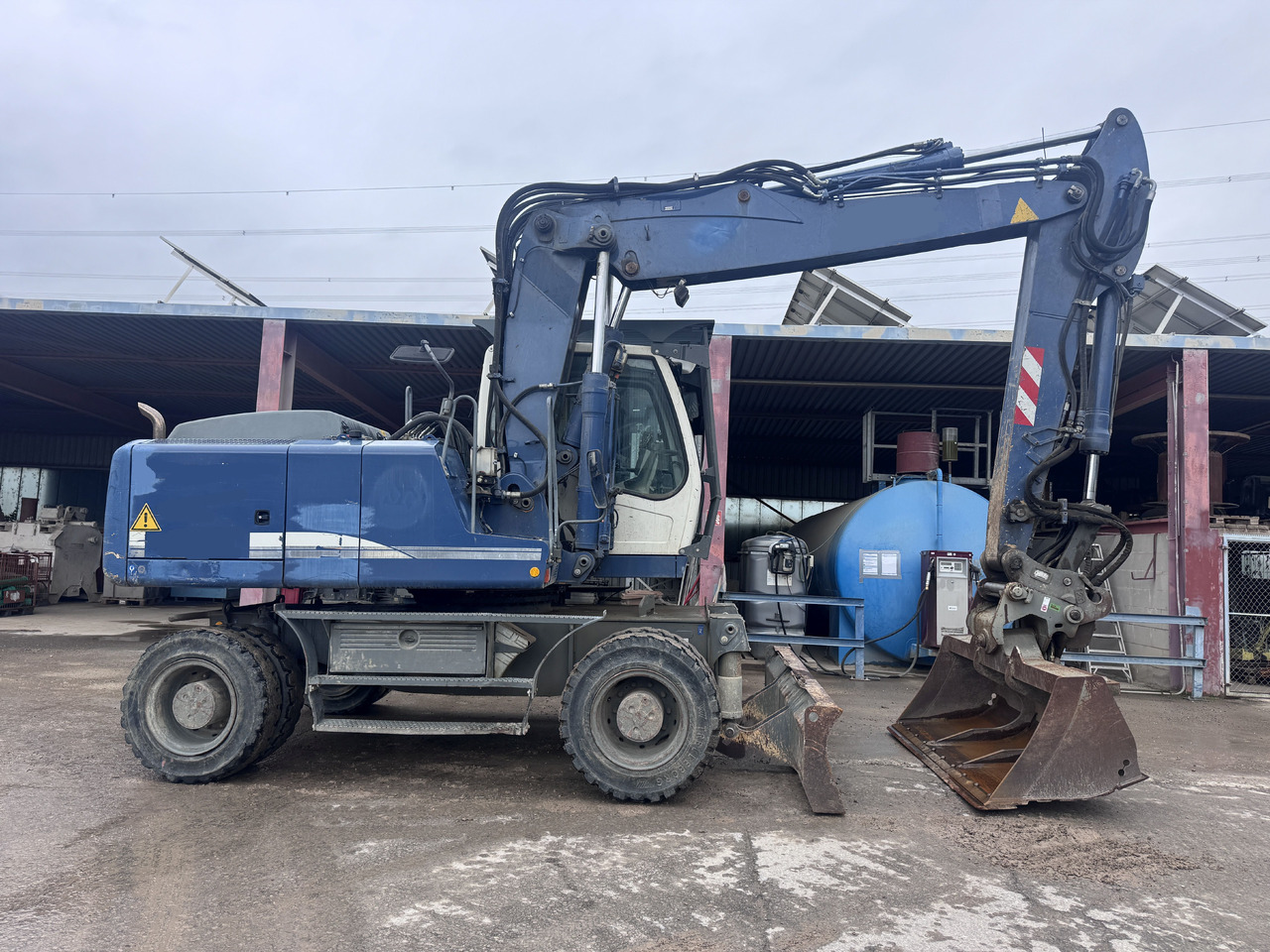 LIEBHERR A 904 C Litronic - Колесен багер: снимка 4 LIEBHERR A 904 C Litronic - Колесен багер: снимка 4