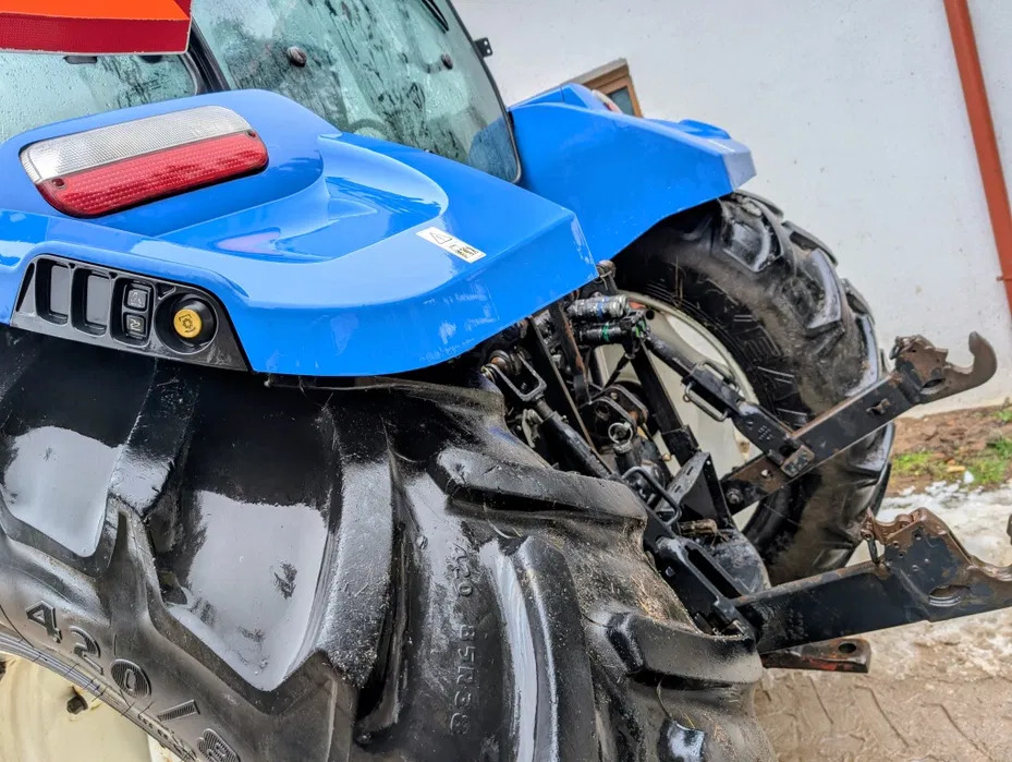 New Holland T5.115 - Трактор: снимка 5 New Holland T5.115 - Трактор: снимка 5