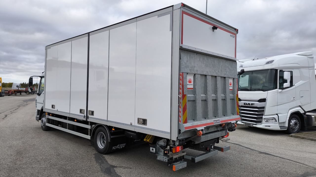 DAF XB 210 FA - Камион фургон: снимка 3 DAF XB 210 FA - Камион фургон: снимка 3