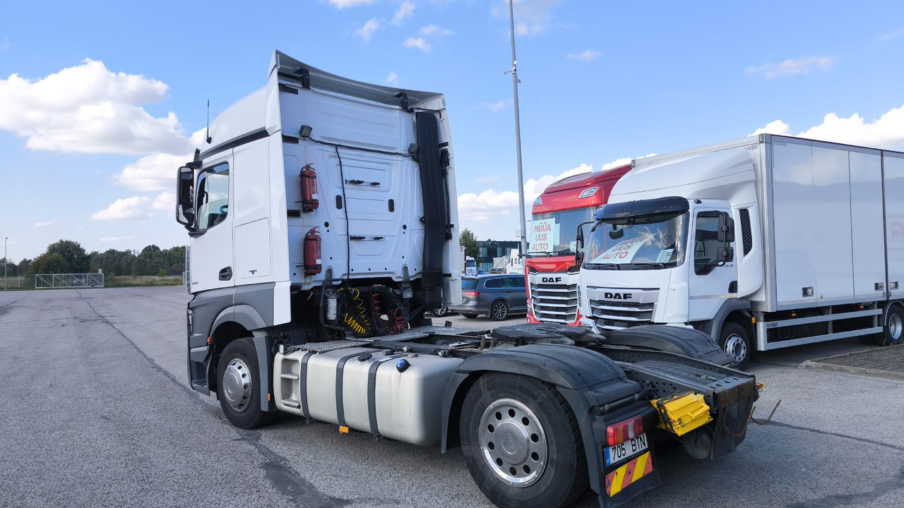 MERCEDES-BENZ Actros 1845 - Влекач: снимка 5 MERCEDES-BENZ Actros 1845 - Влекач: снимка 5
