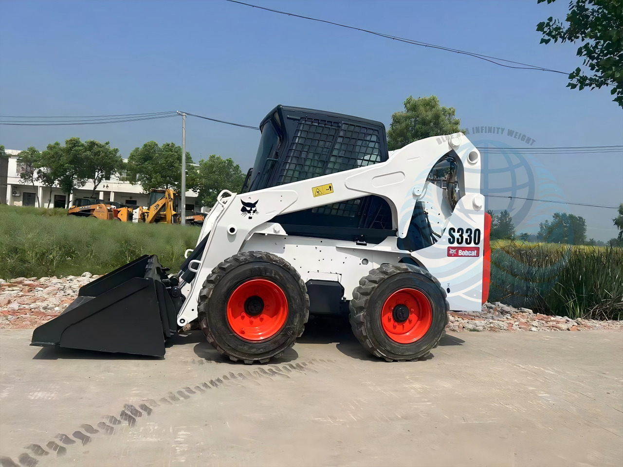 BOBCAT 330 - Мини челен товарач: снимка 2 BOBCAT 330 - Мини челен товарач: снимка 2