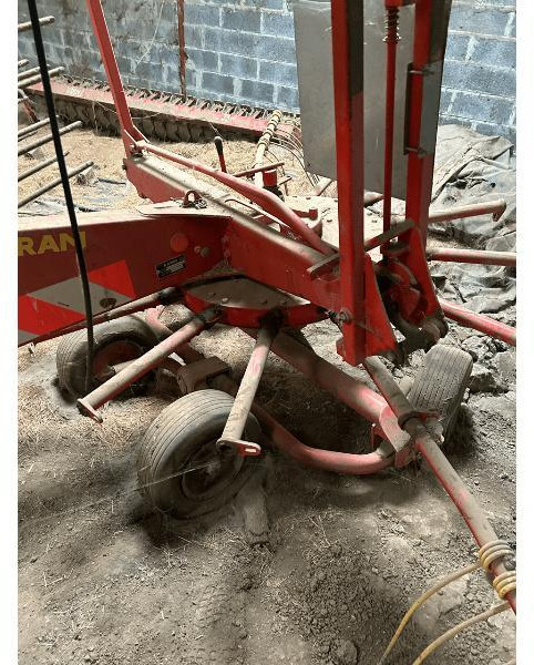 AGRAM 484 - Гребло/ Сенообръщачка: снимка 2 AGRAM 484 - Гребло/ Сенообръщачка: снимка 2