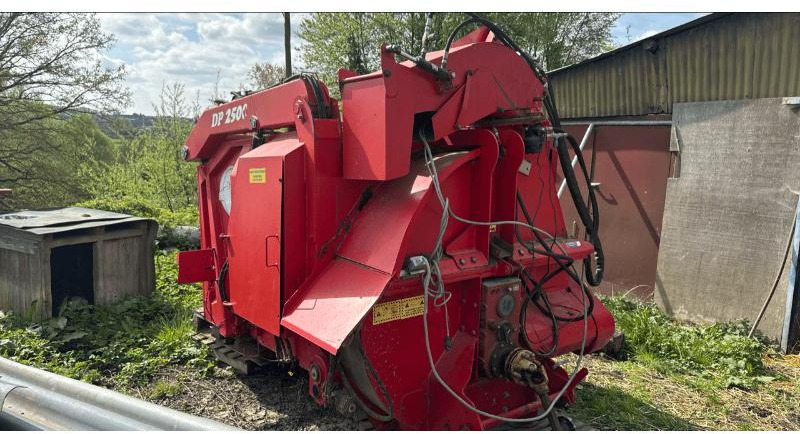 AGRISPHERE DP2500 - Миксер-вагон: снимка 1 AGRISPHERE DP2500 - Миксер-вагон: снимка 1