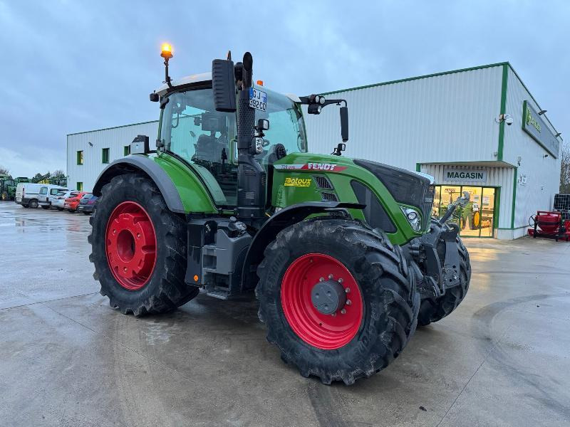 FENDT 720 PROFI PLUS - Трактор: снимка 3 FENDT 720 PROFI PLUS - Трактор: снимка 3