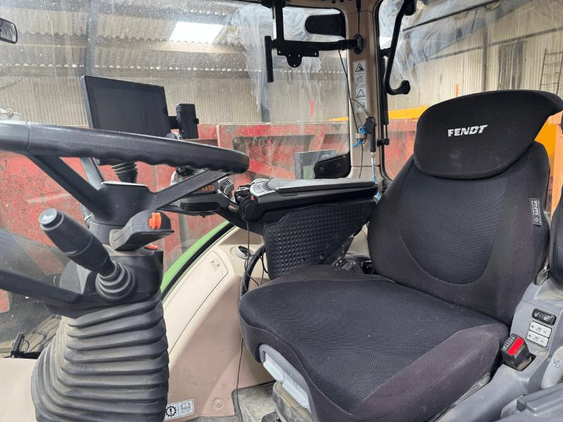 FENDT 720 PROFI PLUS - Трактор: снимка 5 FENDT 720 PROFI PLUS - Трактор: снимка 5