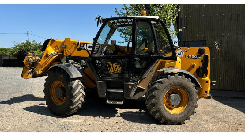 JCB 550-80 AGRI PLUS - Телескопичен товарач: снимка 1 JCB 550-80 AGRI PLUS - Телескопичен товарач: снимка 1