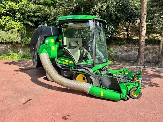 JOHN DEERE 1585 - Косачка за трева: снимка 2 JOHN DEERE 1585 - Косачка за трева: снимка 2