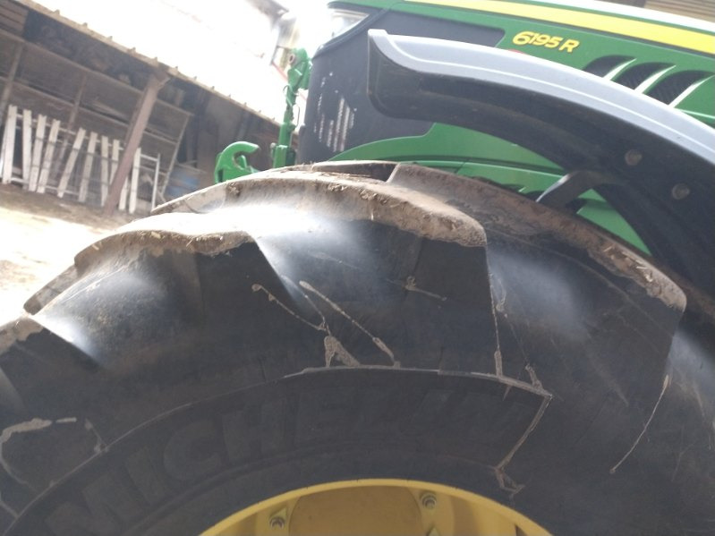 JOHN DEERE 6195R - Трактор: снимка 3 JOHN DEERE 6195R - Трактор: снимка 3