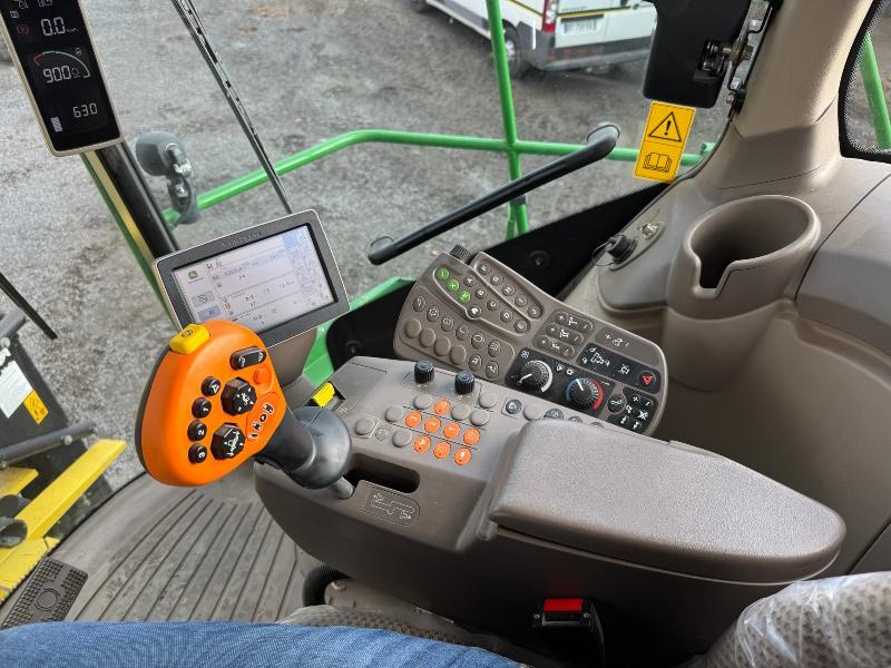 Силажокомбайн JOHN DEERE 8400: снимка 9