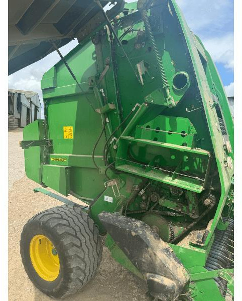 JOHN DEERE 864 - Рулонна сламопреса: снимка 3 JOHN DEERE 864 - Рулонна сламопреса: снимка 3