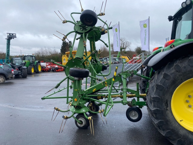 KRONE KW6.72 - Гребло/ Сенообръщачка: снимка 4 KRONE KW6.72 - Гребло/ Сенообръщачка: снимка 4