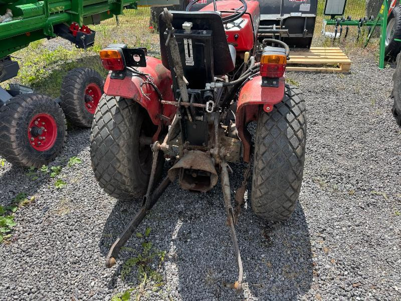 MASSEY-FERGUSON 200 - Трактор: снимка 5 MASSEY-FERGUSON 200 - Трактор: снимка 5