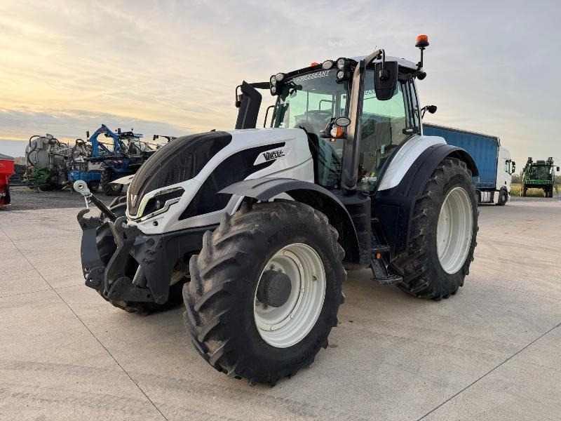 VALTRA T175 - Трактор: снимка 1 VALTRA T175 - Трактор: снимка 1