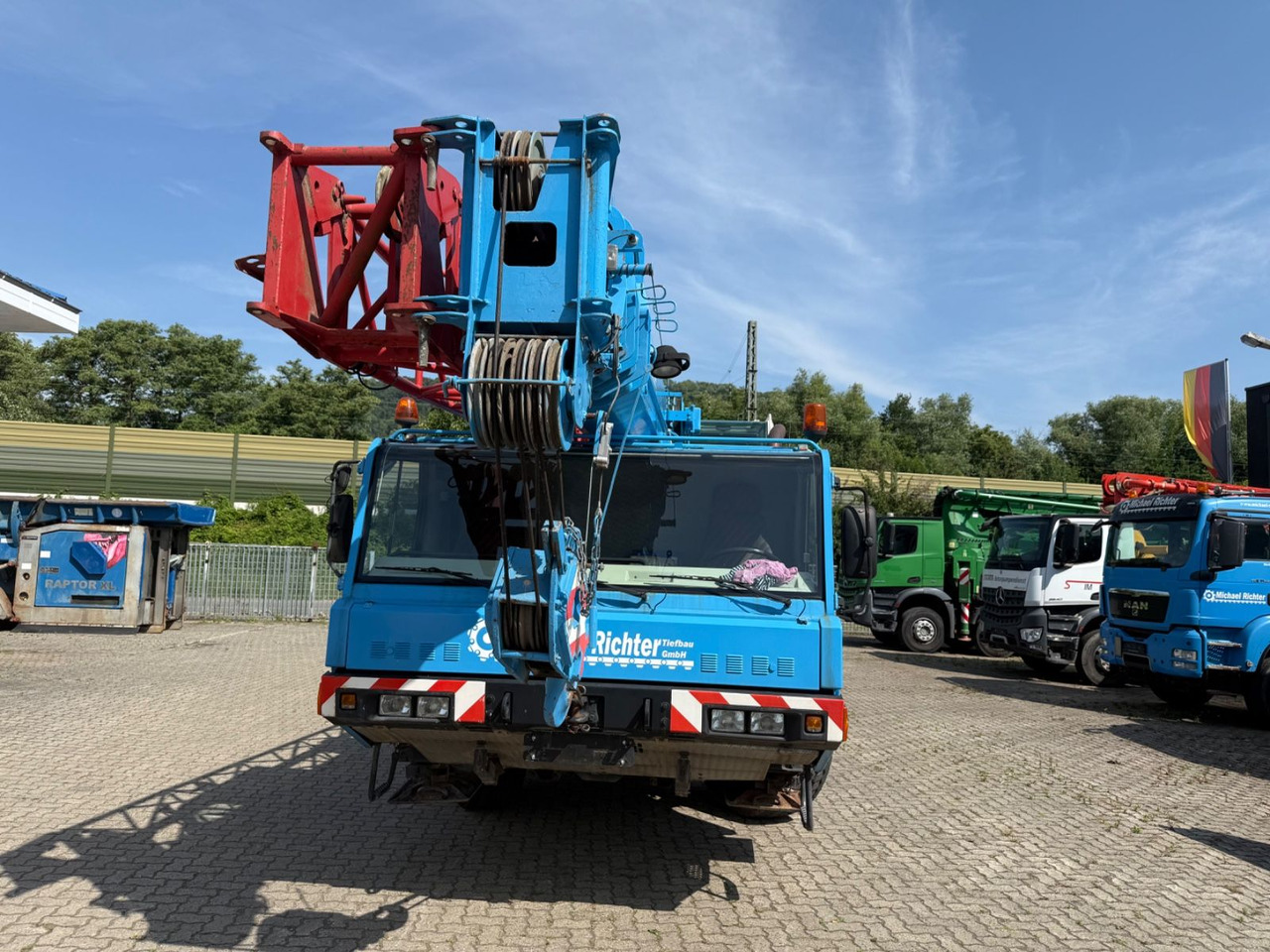 Faun ATF 30-2 30 ton - Камион с кран: снимка 2 Faun ATF 30-2 30 ton - Камион с кран: снимка 2