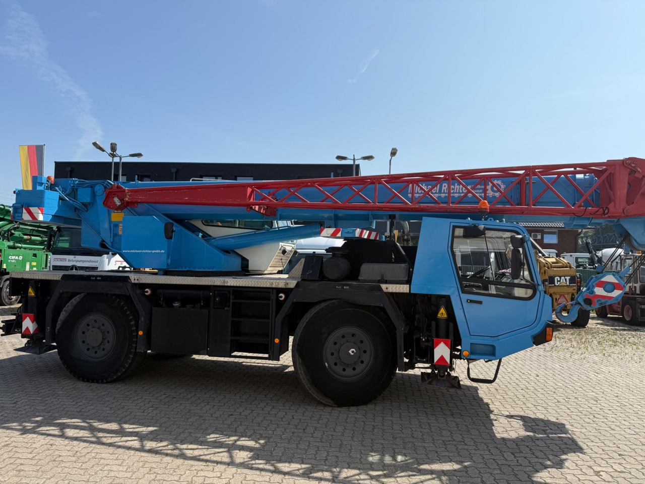 Faun ATF 30-2 30 ton - Камион с кран: снимка 4 Faun ATF 30-2 30 ton - Камион с кран: снимка 4