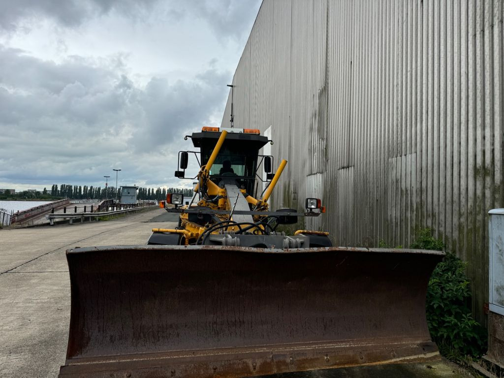 Volvo G746B - Грейдер: снимка 3 Volvo G746B - Грейдер: снимка 3