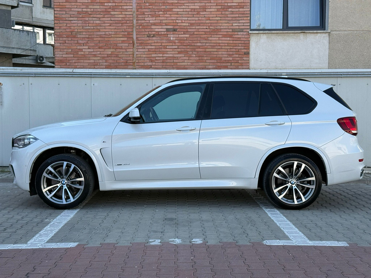 BMW X5 4.0 XDRIVE M PAKET - Джип: снимка 4 BMW X5 4.0 XDRIVE M PAKET - Джип: снимка 4