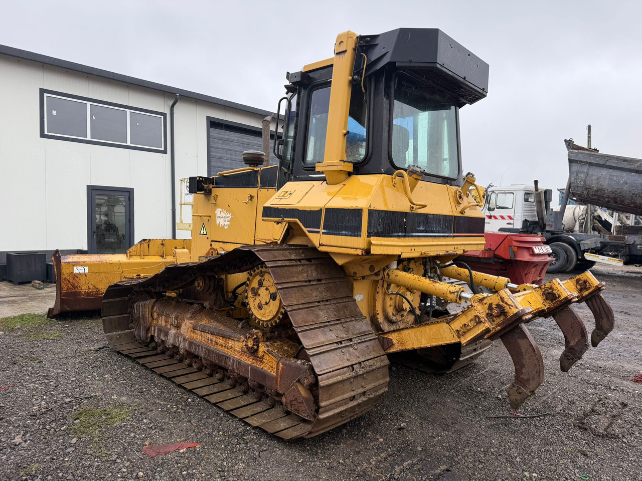 BULLDOZER CATERPILLAR D5 - Булдозер: снимка 4 BULLDOZER CATERPILLAR D5 - Булдозер: снимка 4