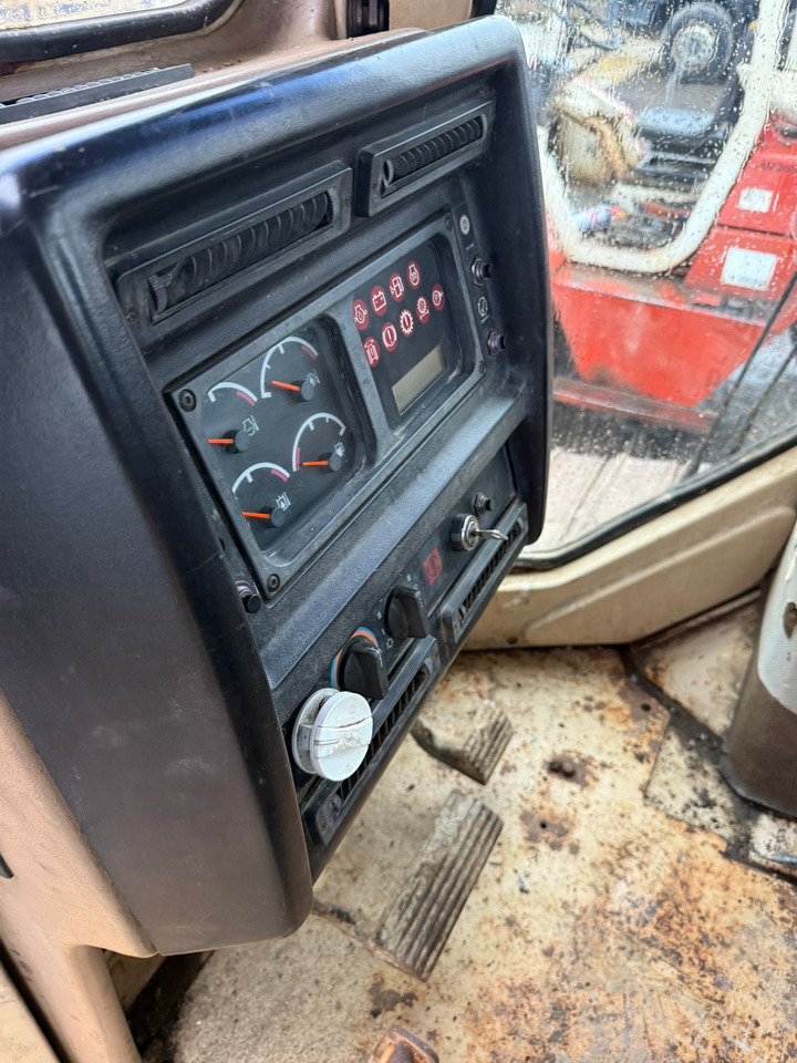 BULLDOZER CATERPILLAR D5 - Булдозер: снимка 5 BULLDOZER CATERPILLAR D5 - Булдозер: снимка 5