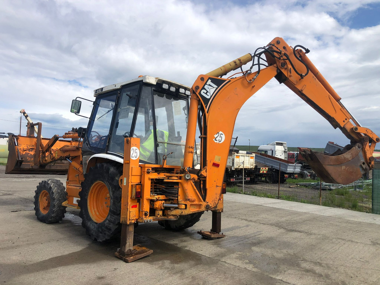 CATERPILLAR 428 C TERRACING EQUIPMENT BULLDOEXCAVATOR - Багер-товарач: снимка 2 CATERPILLAR 428 C TERRACING EQUIPMENT BULLDOEXCAVATOR - Багер-товарач: снимка 2