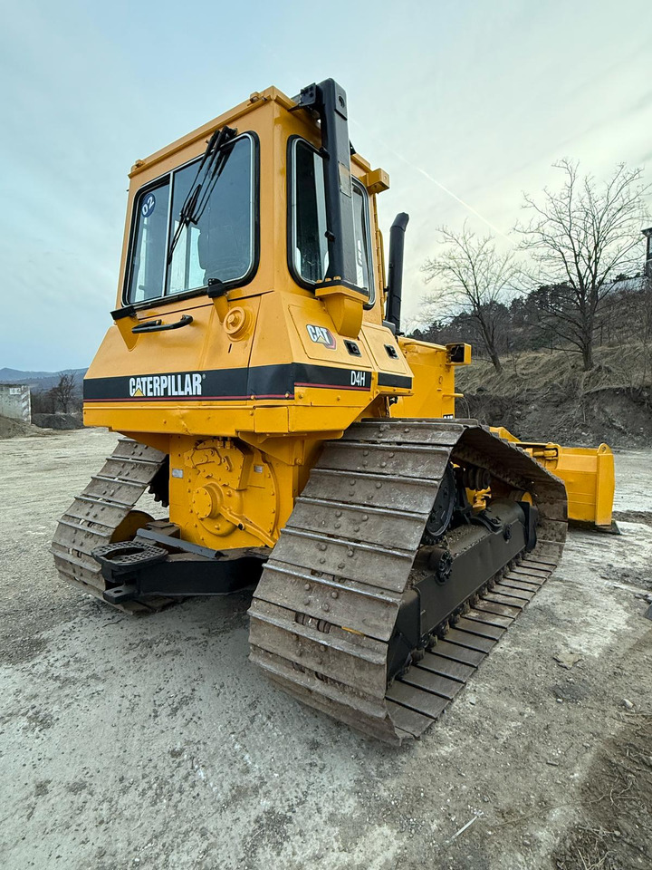 CATERPILLAR D4H BULLDOZER - Булдозер: снимка 3 CATERPILLAR D4H BULLDOZER - Булдозер: снимка 3