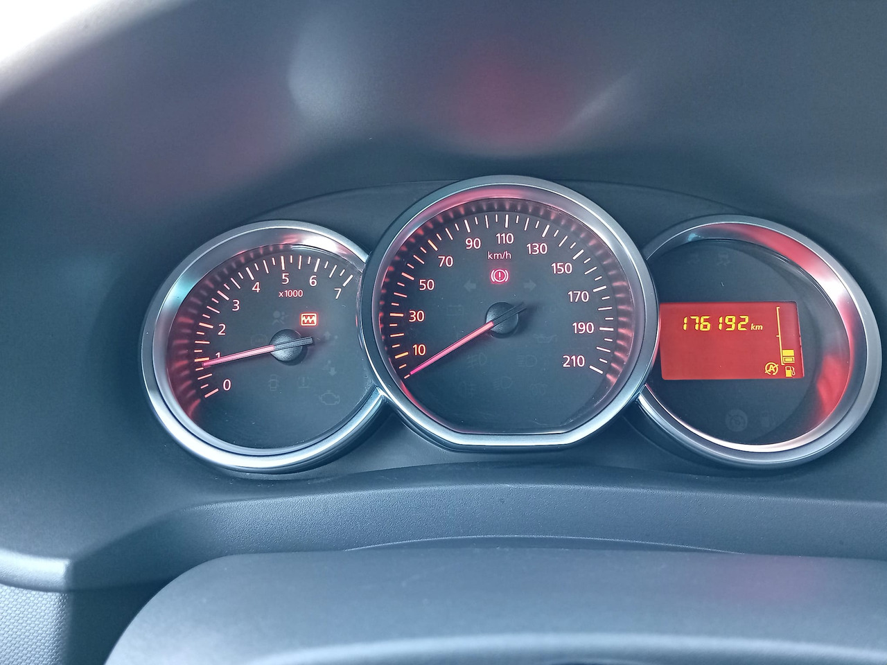 Седан Dacia Logan 1.5 dCi, TOP !: снимка 16