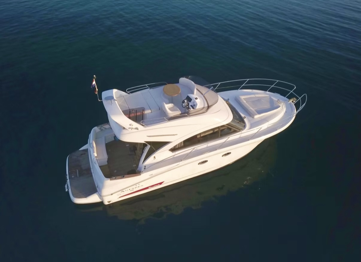 Beneteau Antares 36 Fly, Air Conditioning, TOP !!! - Друга техника: снимка 4 Beneteau Antares 36 Fly, Air Conditioning, TOP !!! - Друга техника: снимка 4