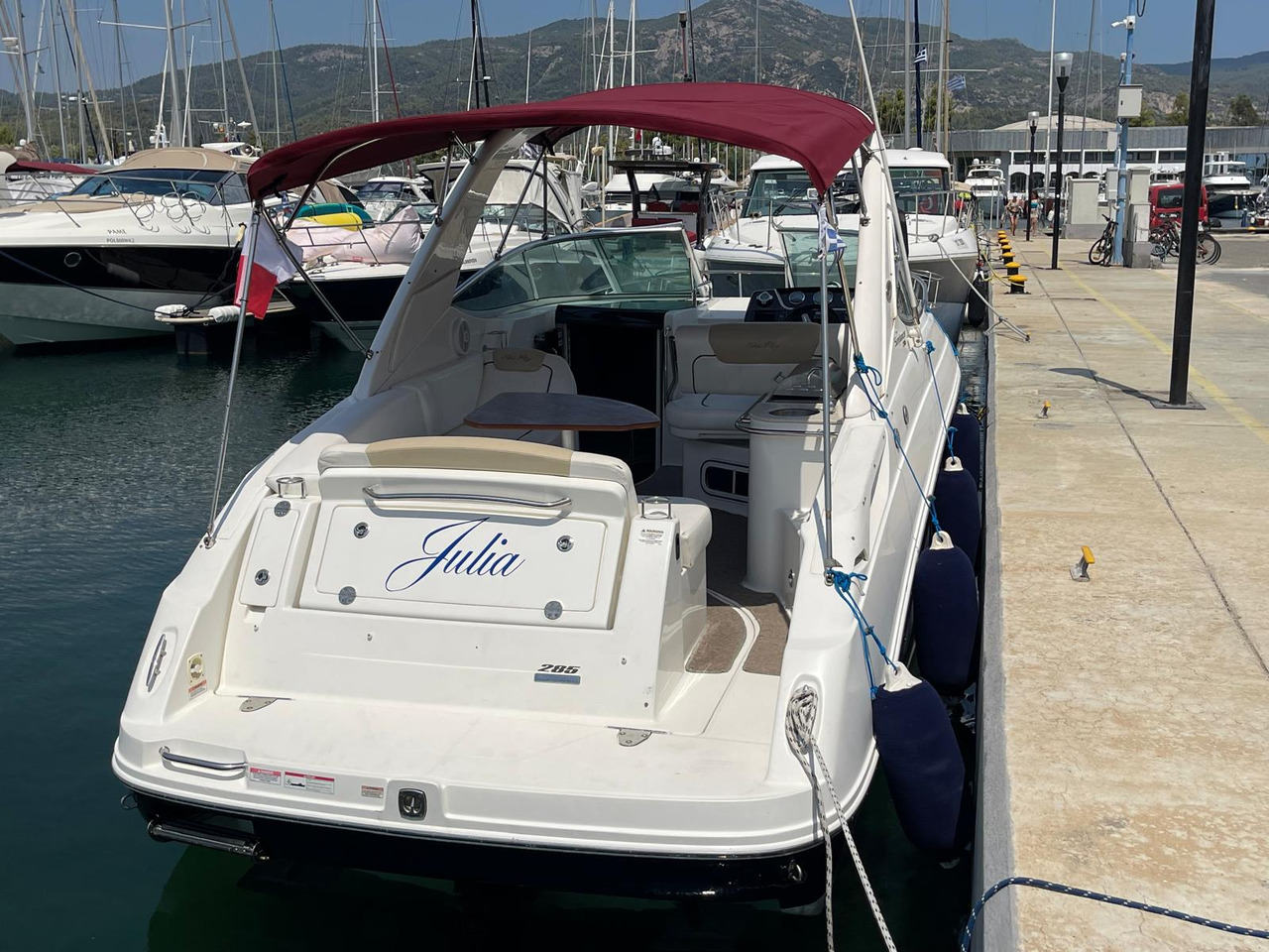 Sea Ray 285 Sundancer, TOP !!! - Друга техника: снимка 3 Sea Ray 285 Sundancer, TOP !!! - Друга техника: снимка 3
