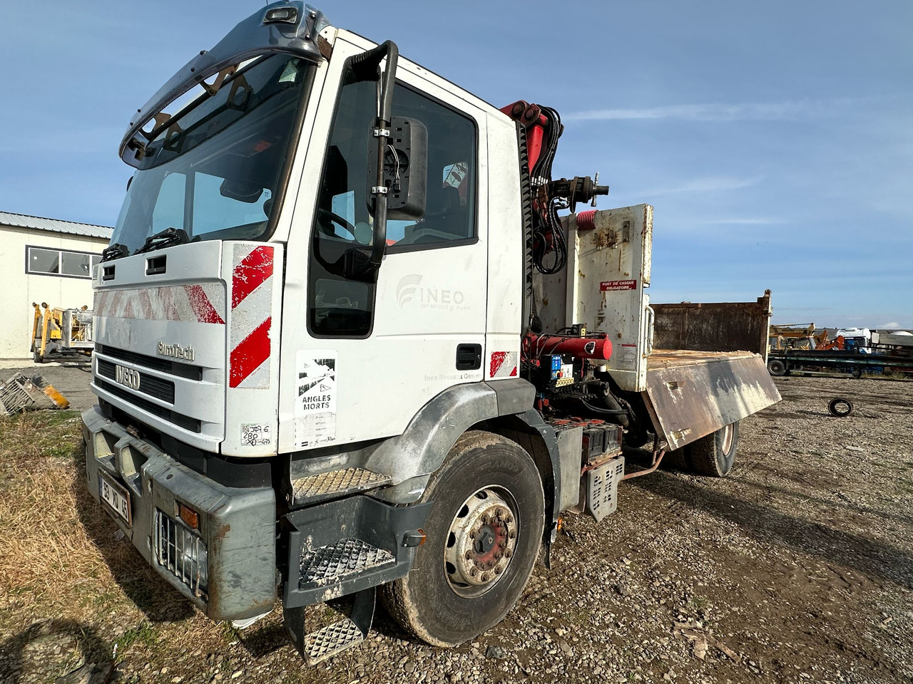 IVECO EUROTRAKKER TIPPER - Самосвал камион: снимка 1 IVECO EUROTRAKKER TIPPER - Самосвал камион: снимка 1