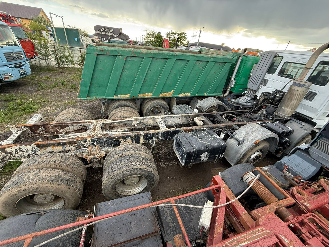 IVECO TRAKKER CHASSIS - Шаси кабина: снимка 3 IVECO TRAKKER CHASSIS - Шаси кабина: снимка 3