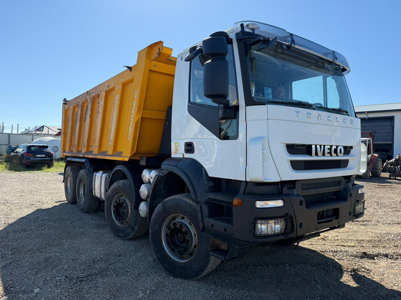IVECO TRAKKER TIPPER - Самосвал камион: снимка 1 IVECO TRAKKER TIPPER - Самосвал камион: снимка 1
