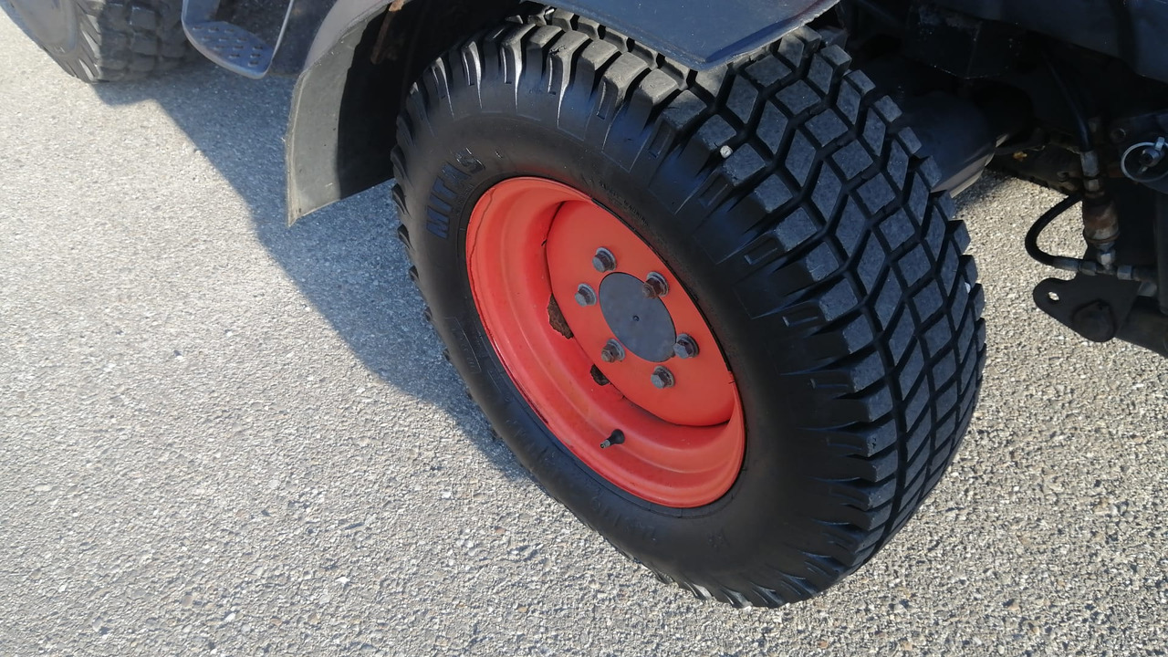 KUBOTA L4240 Narrow spaces tractor/vineyard/fruit tree/communal, TOP ! - Трактор: снимка 5 KUBOTA L4240 Narrow spaces tractor/vineyard/fruit tree/communal, TOP ! - Трактор: снимка 5